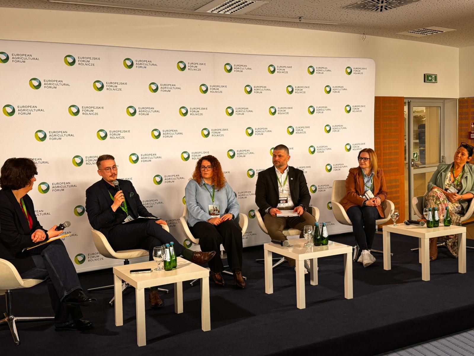 Panel w Jasionce